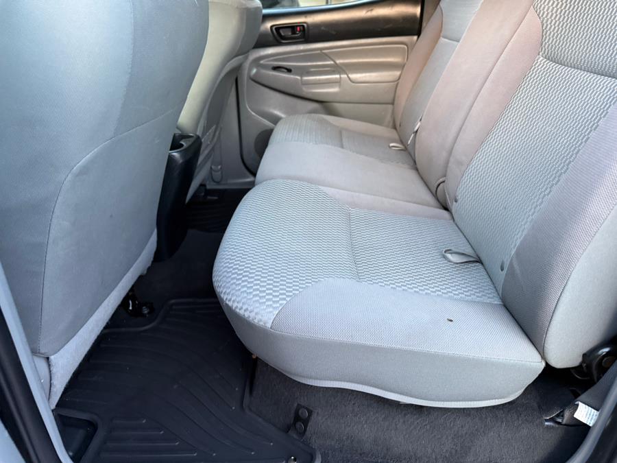 Vehicle image 26 of 37