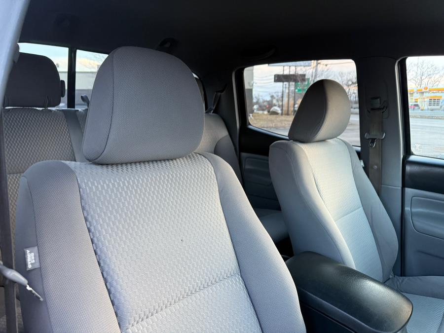 Vehicle image 19 of 37