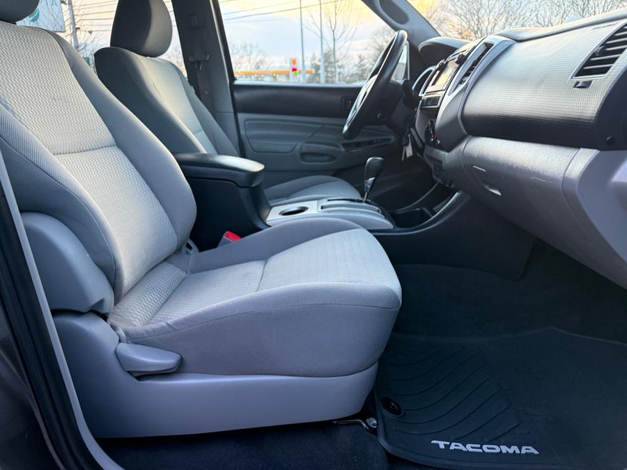 Vehicle image 17 of 37