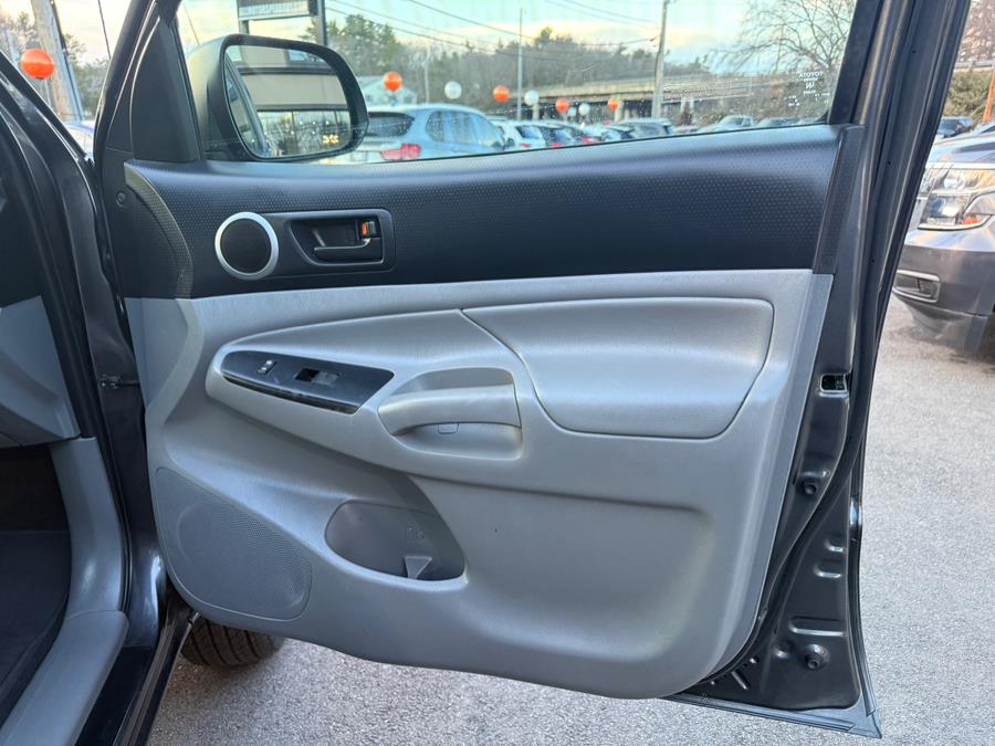 Vehicle image 16 of 37