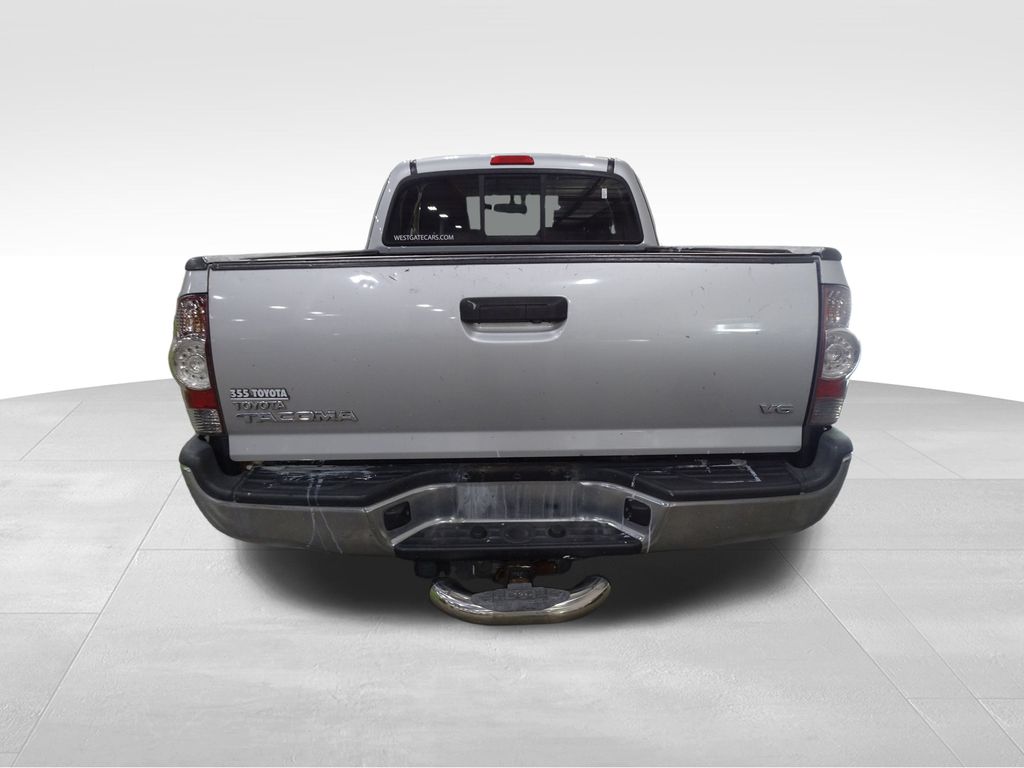 Vehicle image 5 of 34