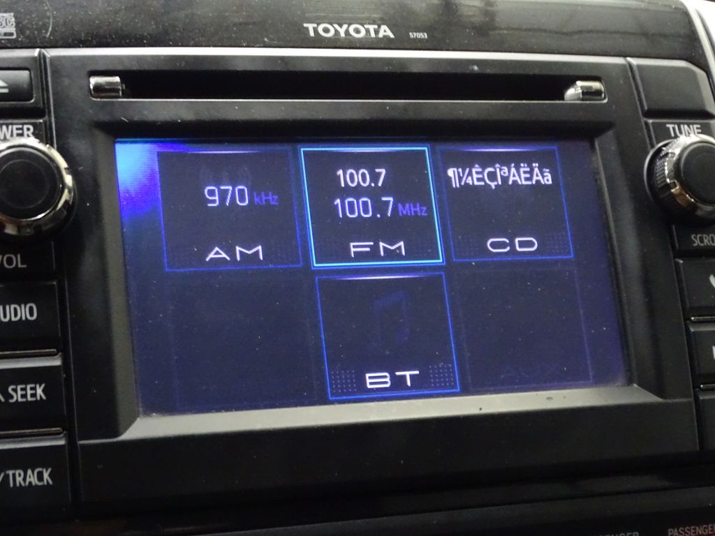 Vehicle image 24 of 34