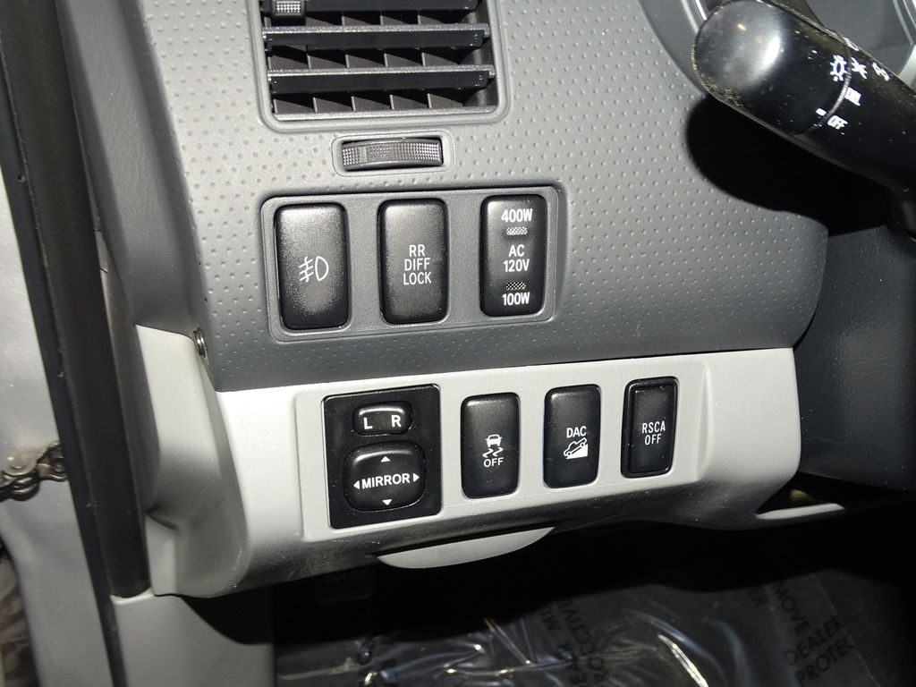 Vehicle image 13 of 34