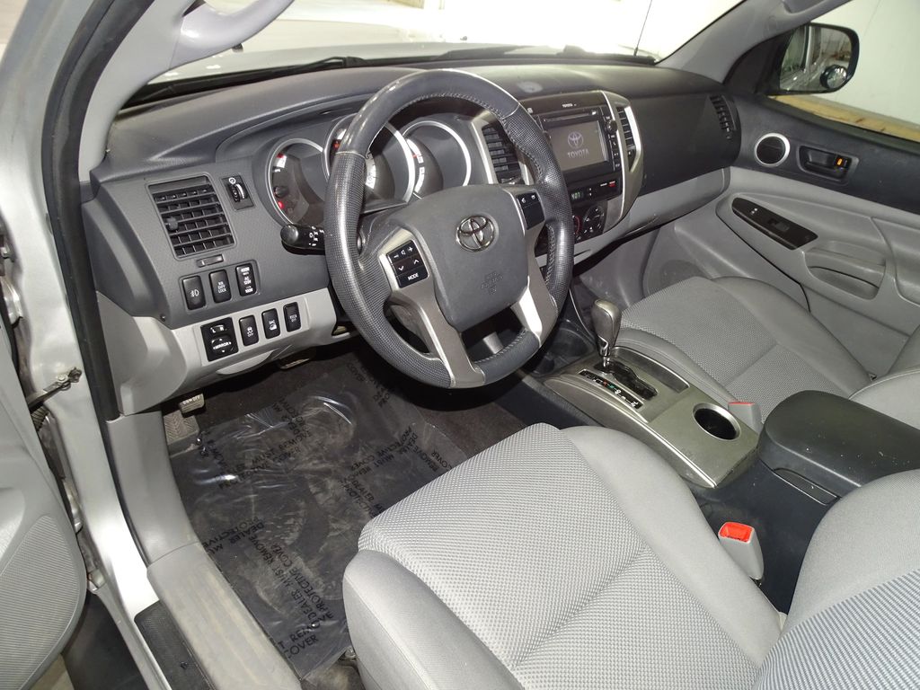 Vehicle image 15 of 34