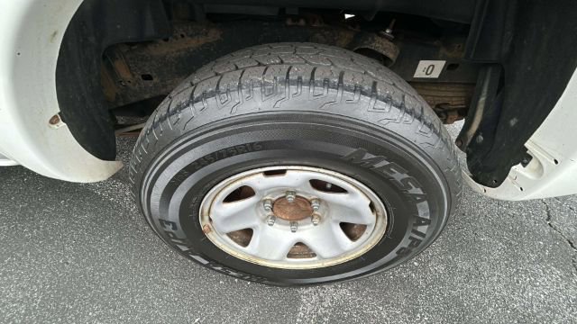 Vehicle image 12 of 31