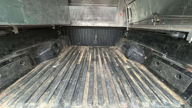 Vehicle image 15 of 31