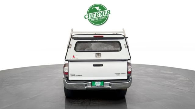 Vehicle image 6 of 31