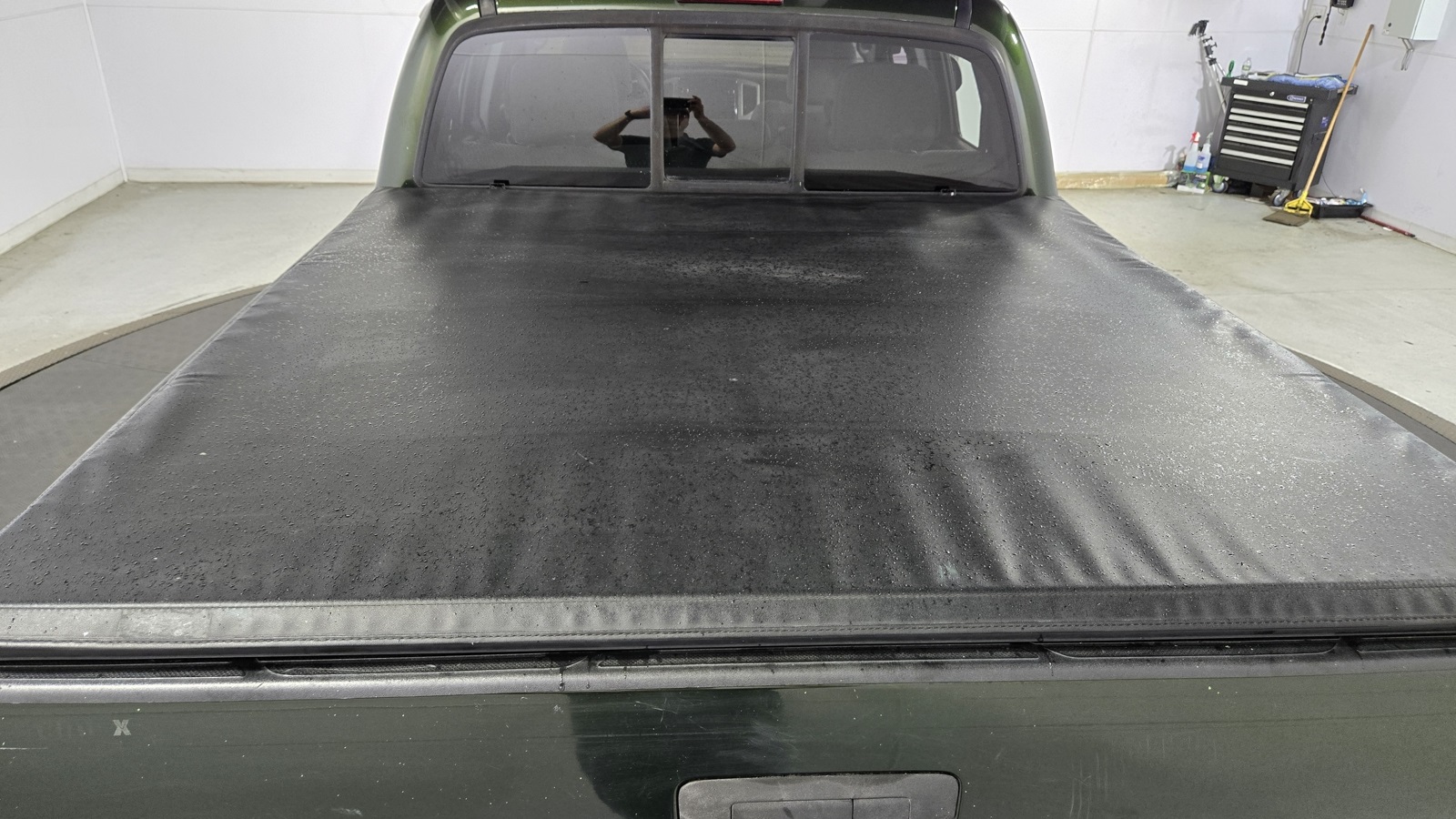 Vehicle image 28 of 40