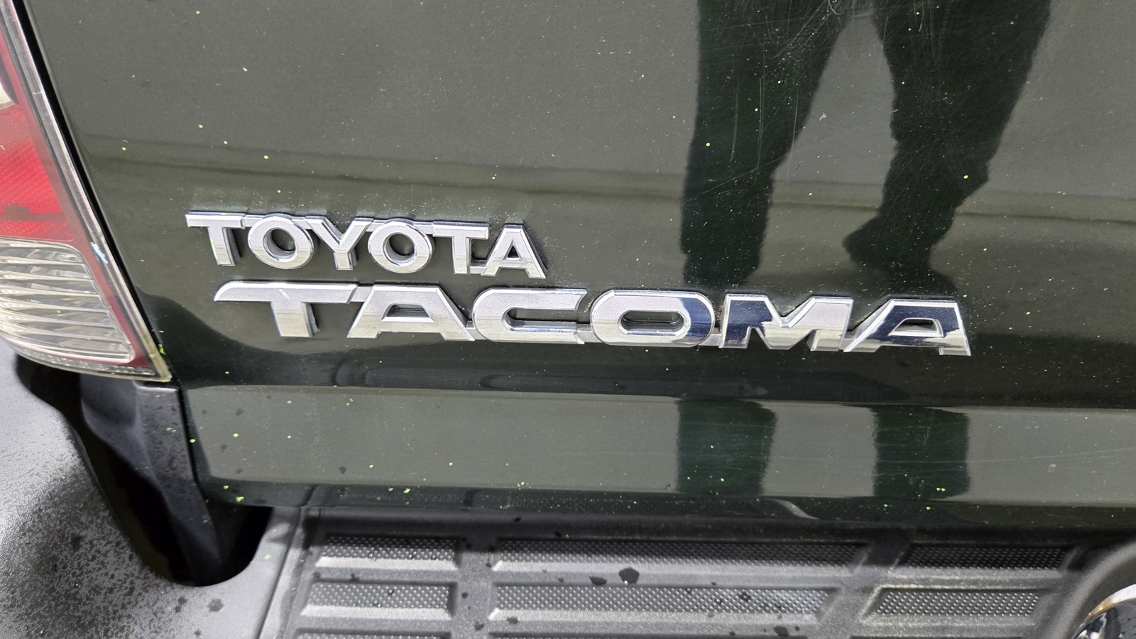 Vehicle image 26 of 40