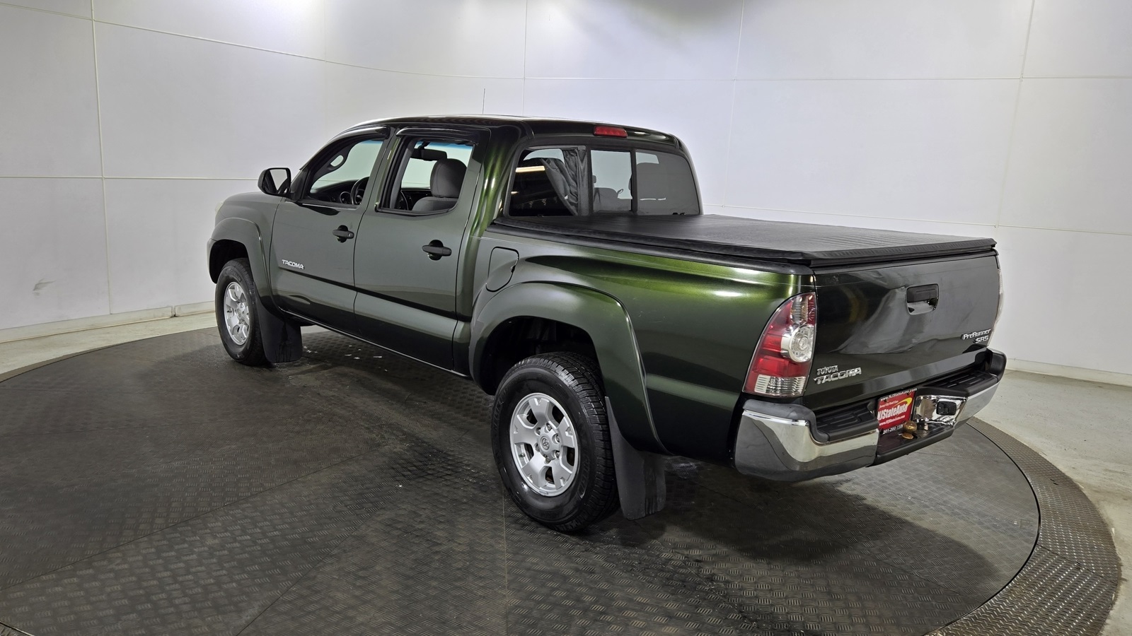 Vehicle image 7 of 40