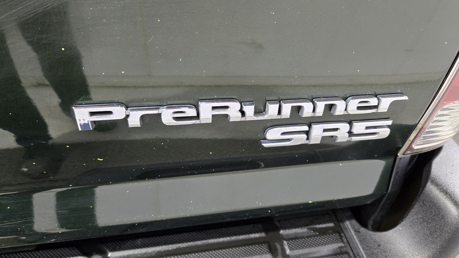 Vehicle image 25 of 40