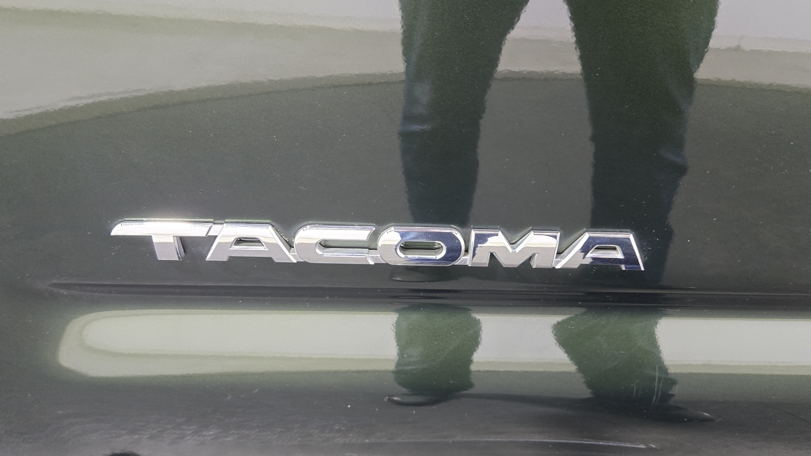 Vehicle image 9 of 40