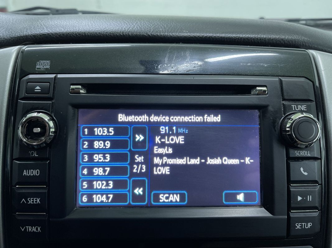 Vehicle image 20 of 28