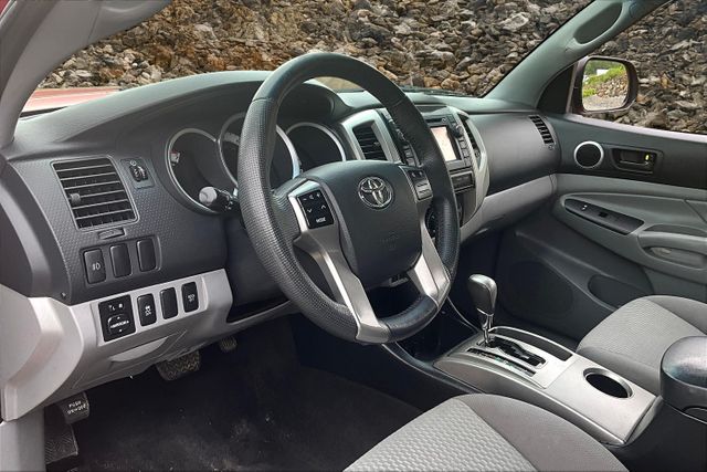 Vehicle image 13 of 34