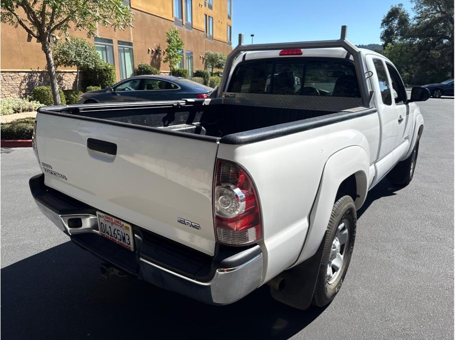 Vehicle image 6 of 19