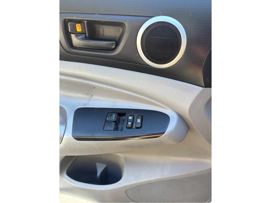 Vehicle image 19 of 19