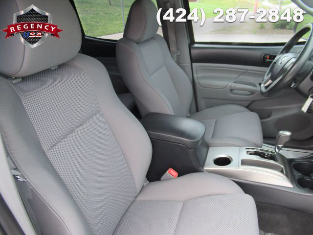 Vehicle image 36 of 61