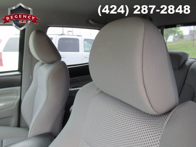 Vehicle image 27 of 61