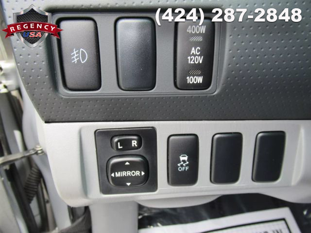 Vehicle image 47 of 61