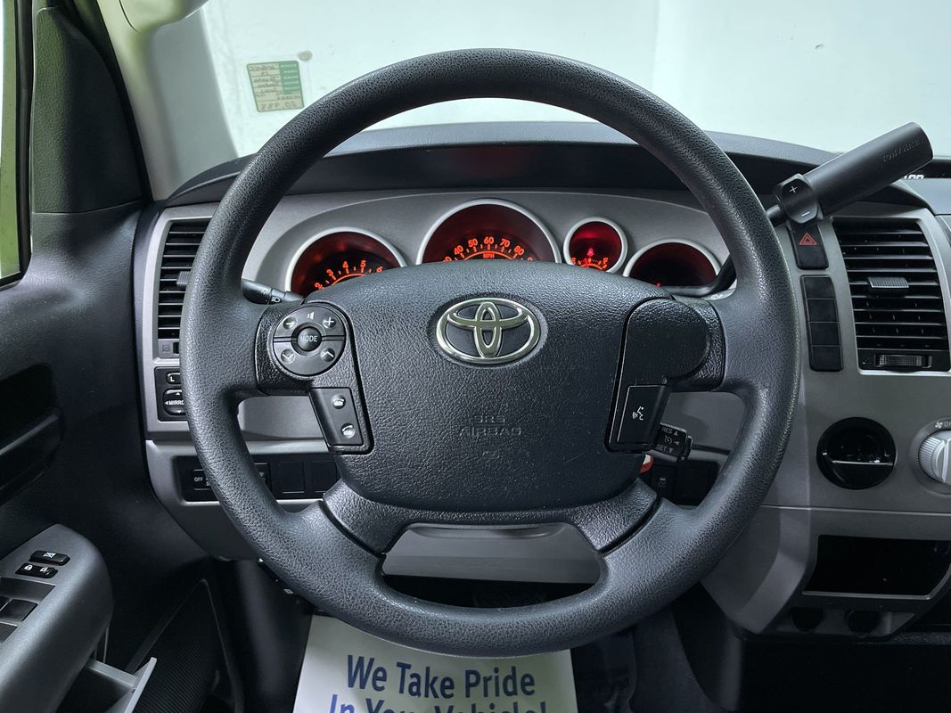 Vehicle image 19 of 27