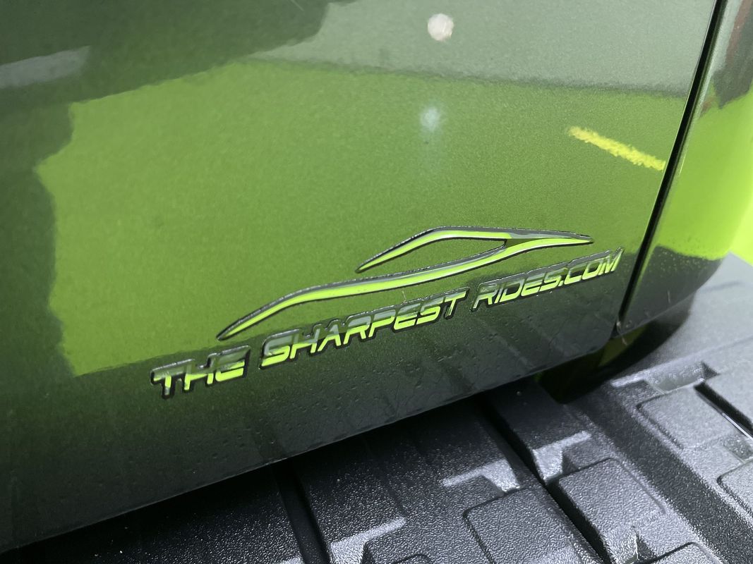 Vehicle image 11 of 27