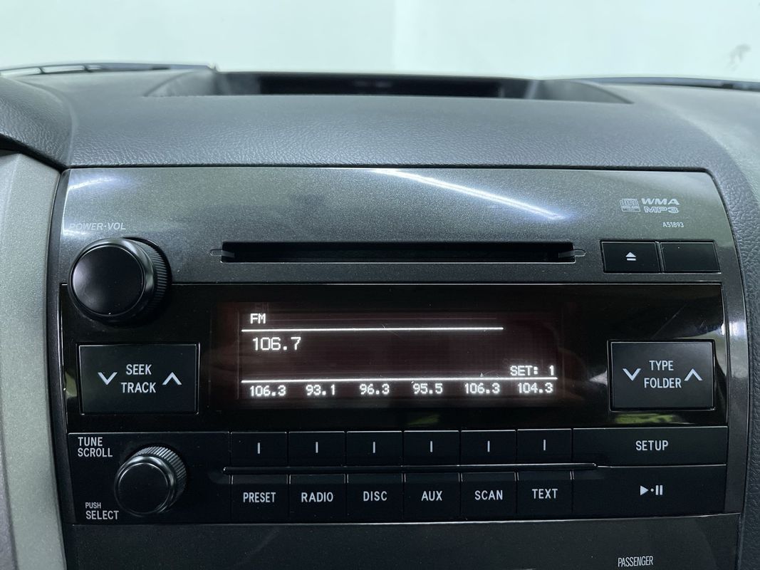 Vehicle image 20 of 27