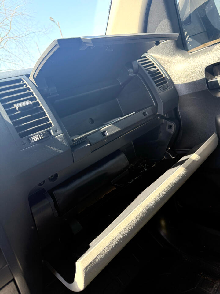 Vehicle image 39 of 41