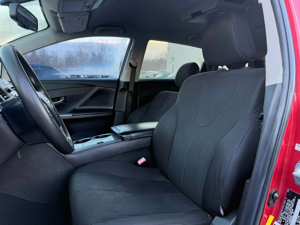 Vehicle image 14 of 46