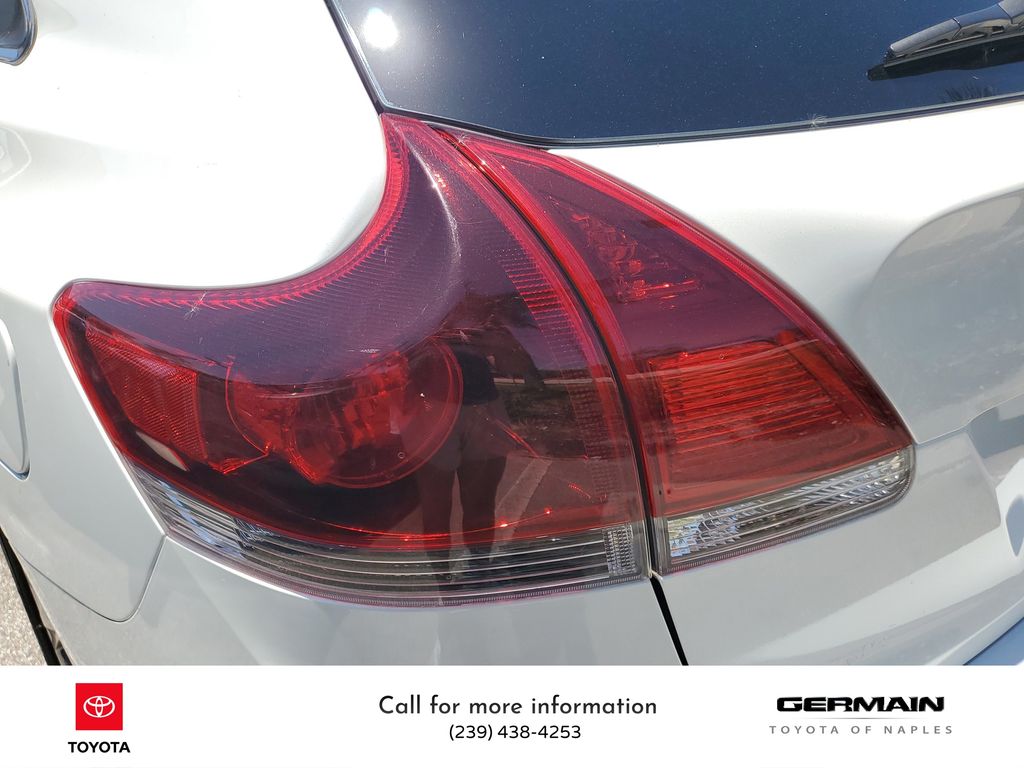 Vehicle image 16 of 35