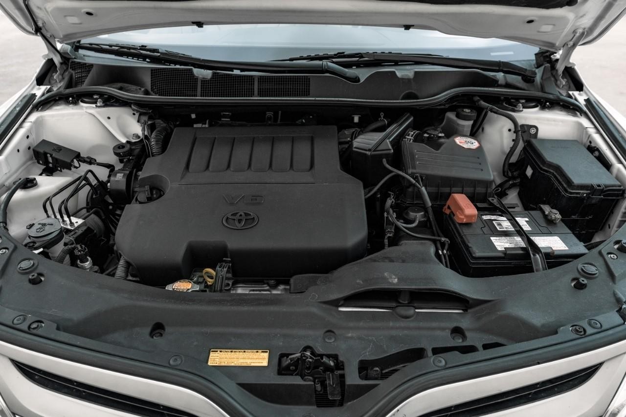 Vehicle image 42 of 51