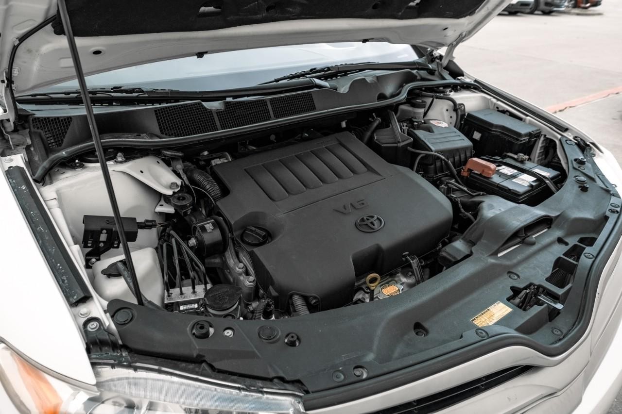 Vehicle image 43 of 51
