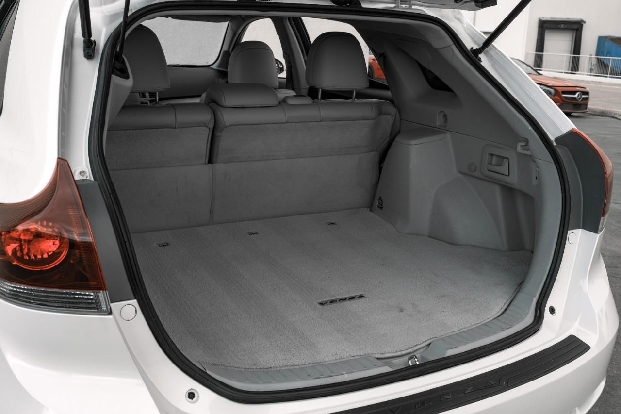 Vehicle image 45 of 51