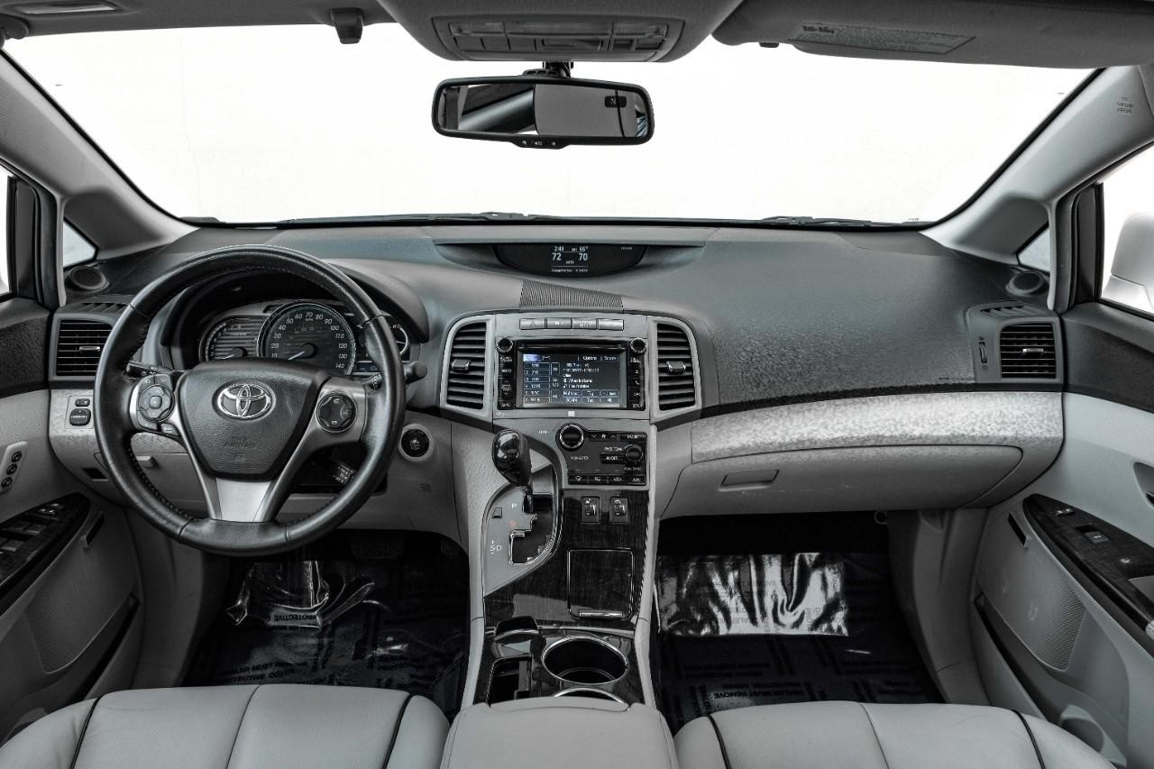 Vehicle image 14 of 51