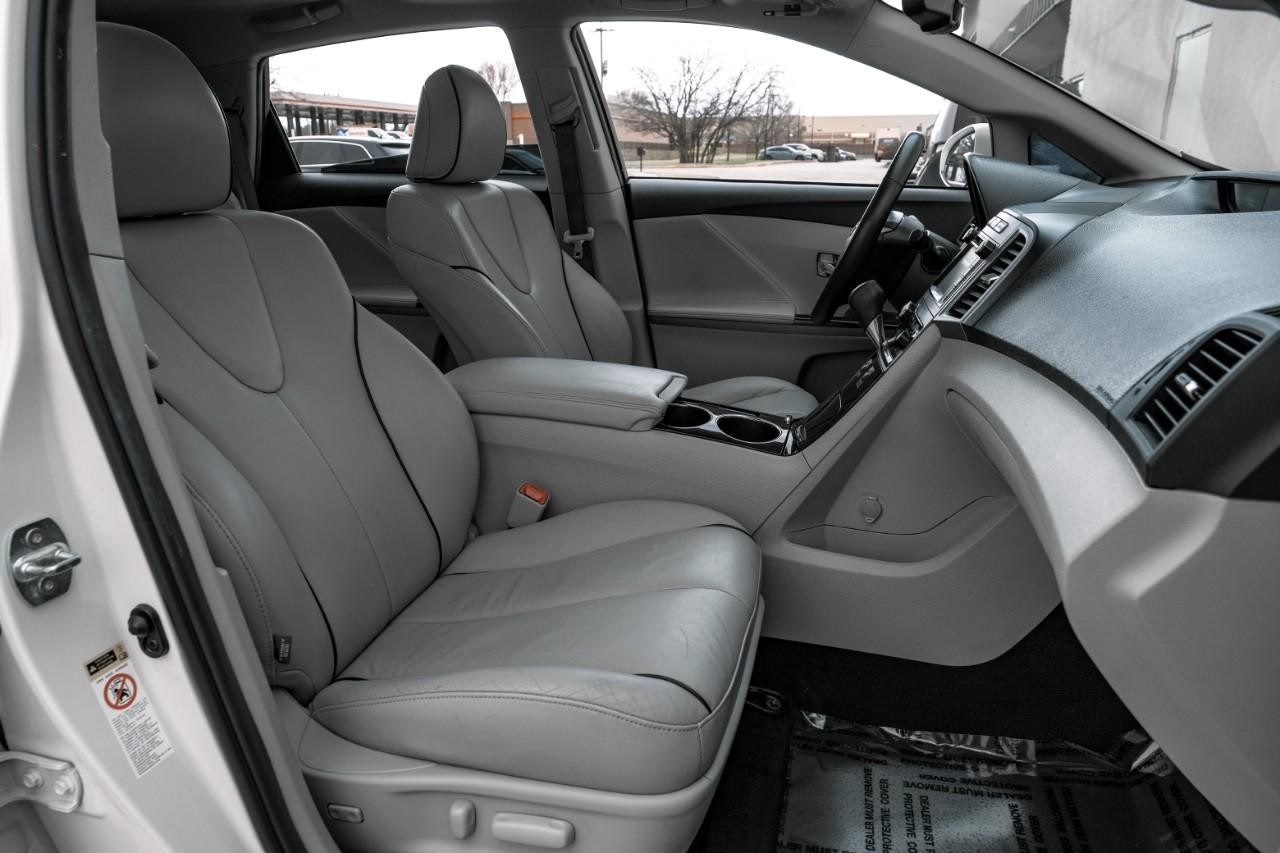 Vehicle image 26 of 51