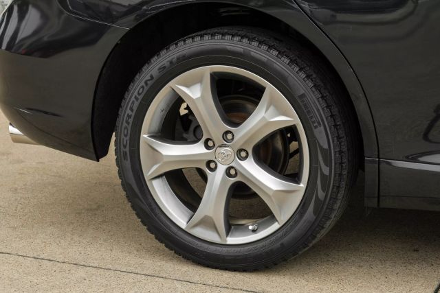 Vehicle image 51 of 56