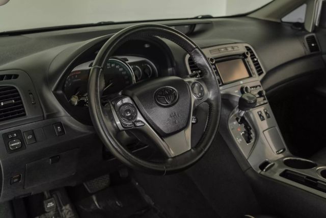 Vehicle image 14 of 56