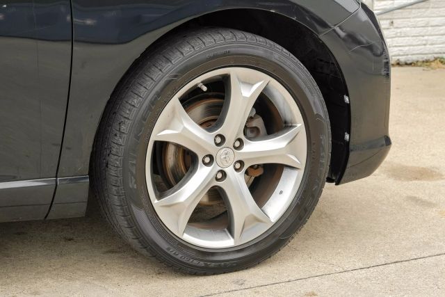 Vehicle image 52 of 56