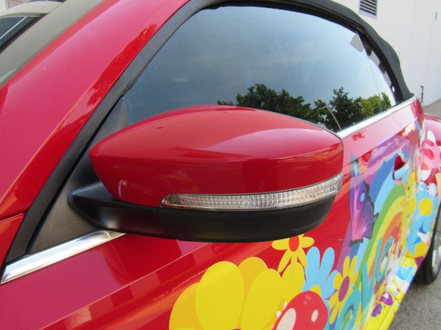 2013 Volkswagen Beetle 2.5L Image 41 of 47