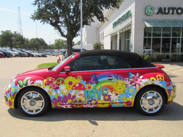 2013 Volkswagen Beetle 2.5L Image 13 of 47