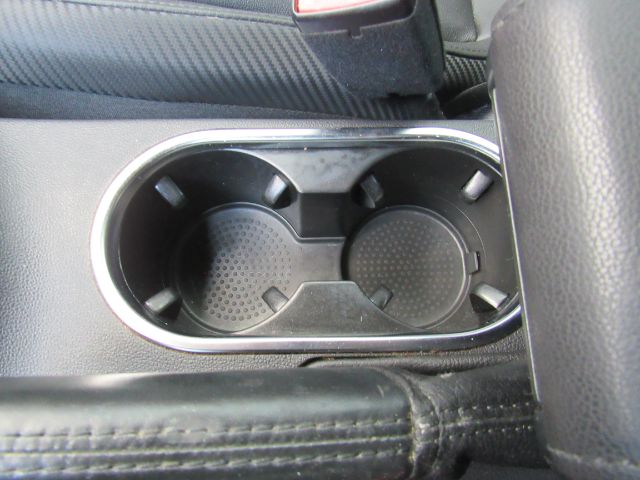 2013 Volkswagen Beetle 2.5L Image 32 of 47