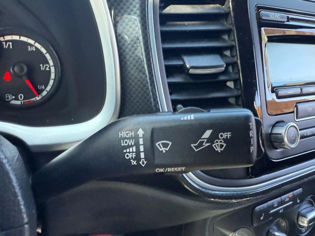 Vehicle image 13 of 28