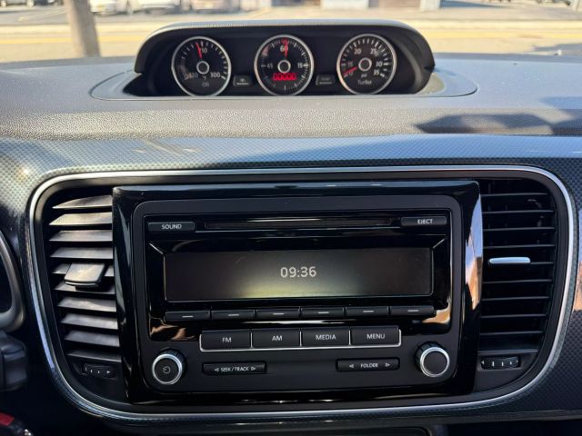Vehicle image 16 of 28