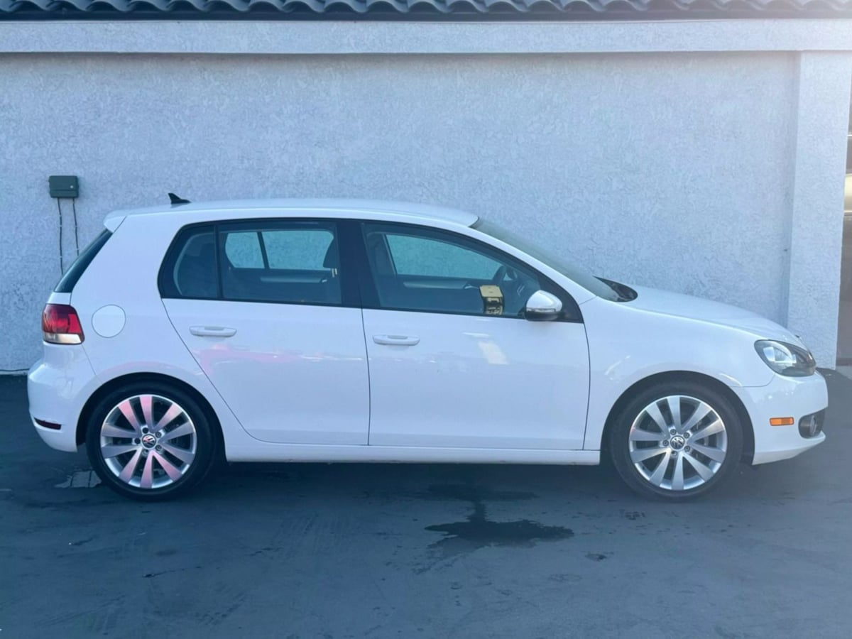Vehicle image 6 of 41