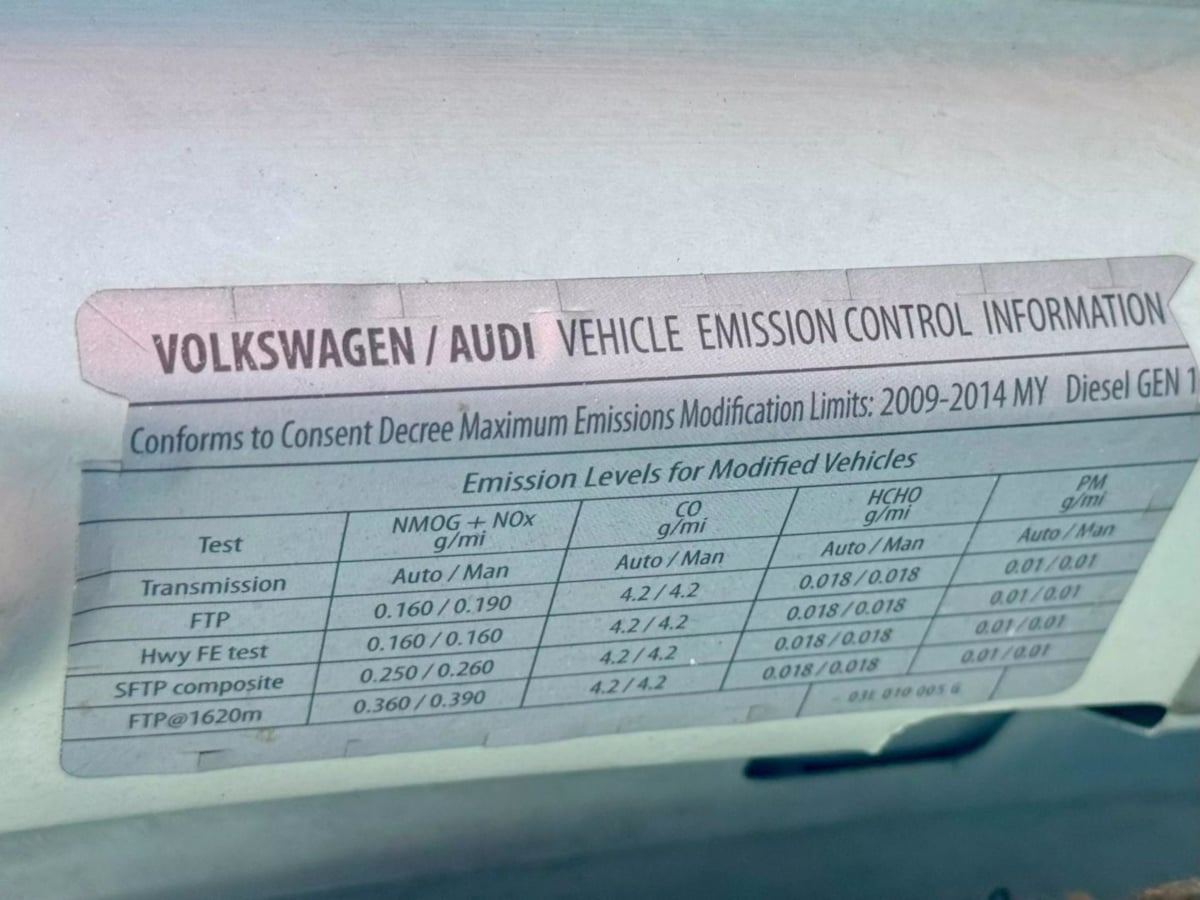 Vehicle image 31 of 41