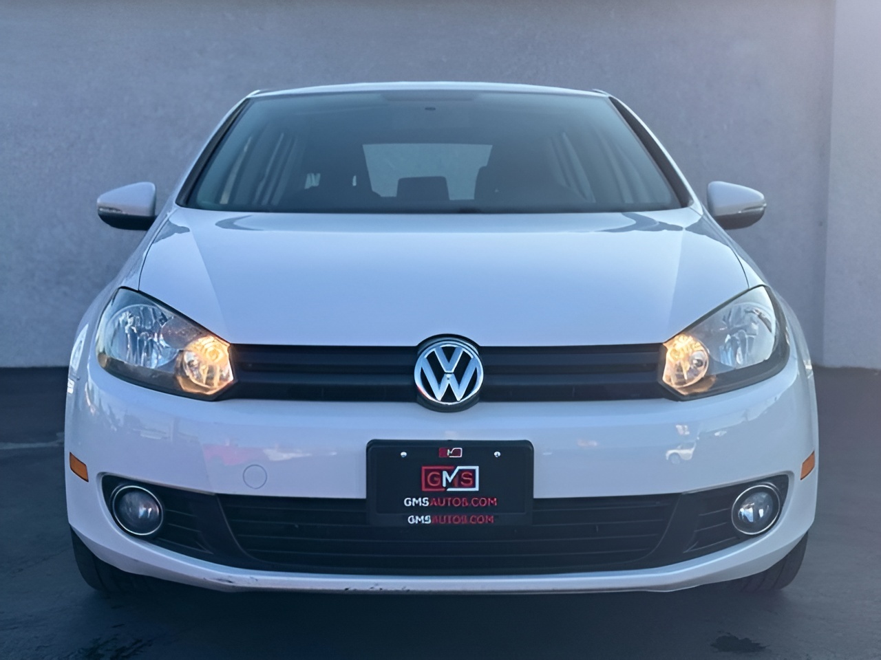 Vehicle image 34 of 41
