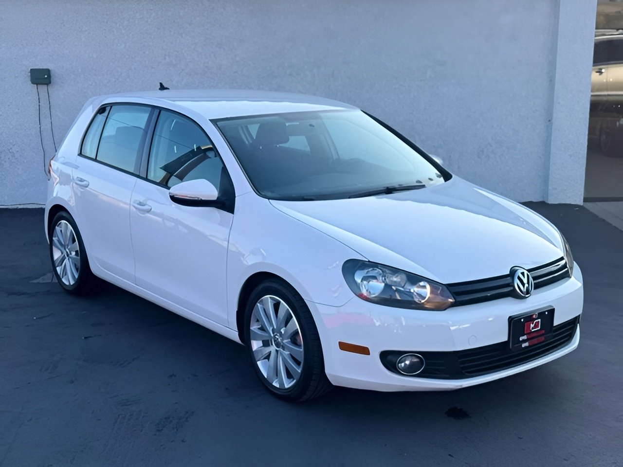 Vehicle image 36 of 41
