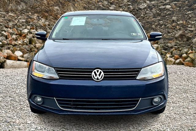 Vehicle image 2 of 30