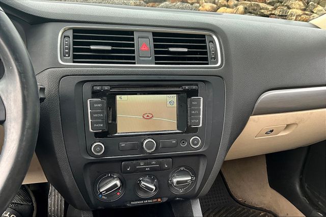 Vehicle image 29 of 30