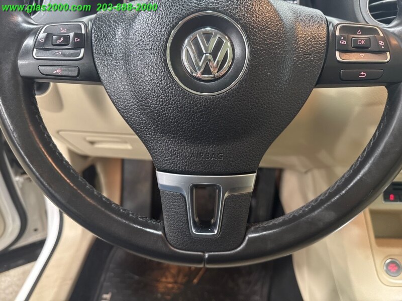 Vehicle image 29 of 34