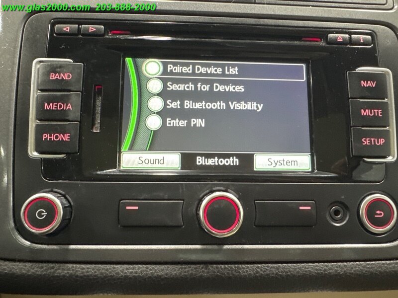 Vehicle image 19 of 34
